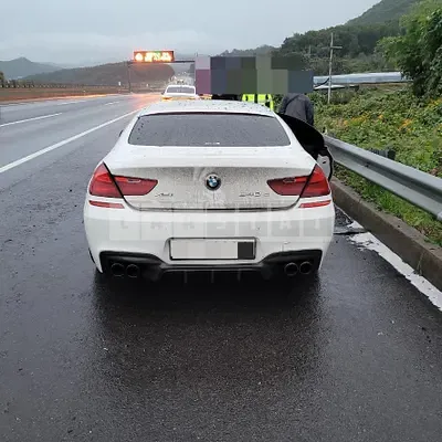 Photo 1 of 7: 2015 BMW 640d xDrive Gran Cup, VIN WBA6A8107FD968261 — Korean insurance auction