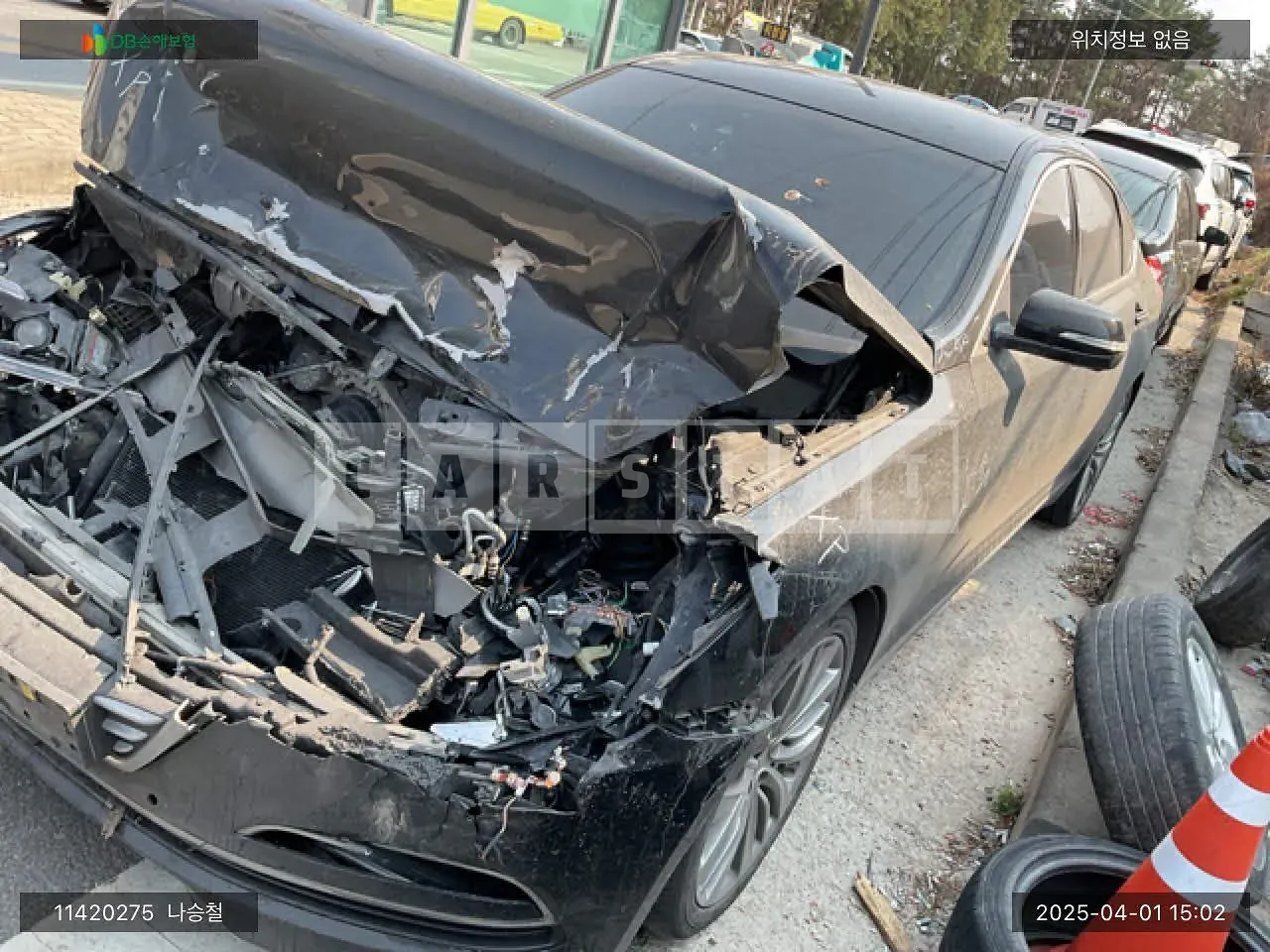 Photo 2 of 10: 2015 Hyundai Genesis, VIN KMHGN41EDGU120820 — Korean insurance auction