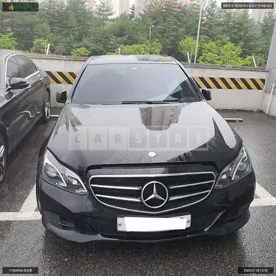 Photo 1 of 17: 2015 Mercedes-Benz E220 BlueTec, VIN WDDHF0AB9GB236443 — Korean insurance auction