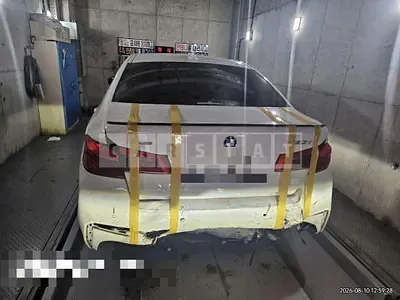 Photo 1 of 35: 2018 BMW 520d xDrive — Korean insurance auction