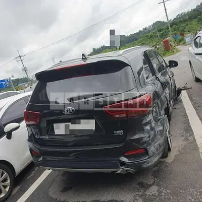 Photo 1 of 8: 2018 Kia Sorento, VIN KNAPG81BDJA436903 — Korean insurance auction