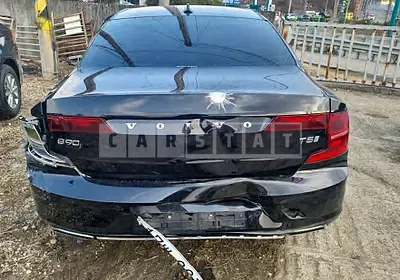 Photo 1 of 10: 2019 Volvo S90 T5, VIN LVYPS102DKP065686 — Korean insurance auction