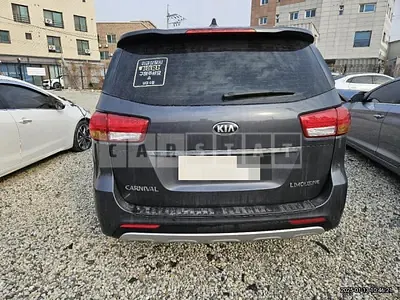 Photo 1 of 24: 2016 Kia Carnival Limousine — Korean insurance auction