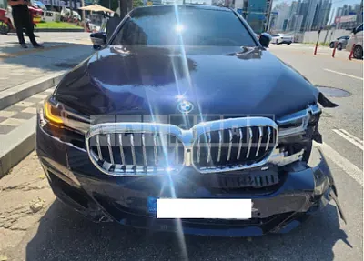 Photo 1 of 50: 2022 BMW 530e — Korean insurance auction