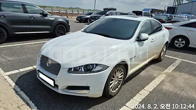Photo 1 of 20: 2015 Jaguar XF 2.2d, VIN SAJAA05J0FDU67442 — Korean insurance auction