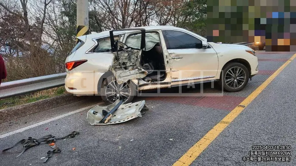 Photo 2 of 17: 2017 Infiniti QX60 — Korean insurance auction