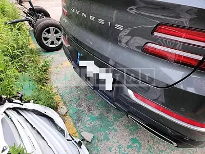 Photo 1 of 39: 2022 Genesis GV80 — Korean insurance auction