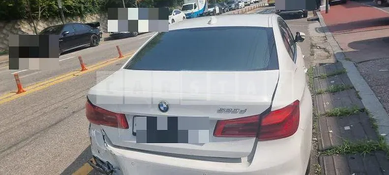 Photo 2 of 20: 2017 BMW 520d — Korean insurance auction