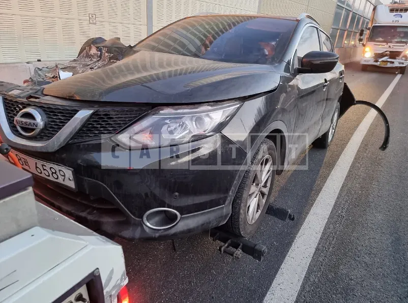 Photo 2 of 10: 2015 Nissan Qashqai, VIN SJNDJ18E6FA224557 — Korean insurance auction
