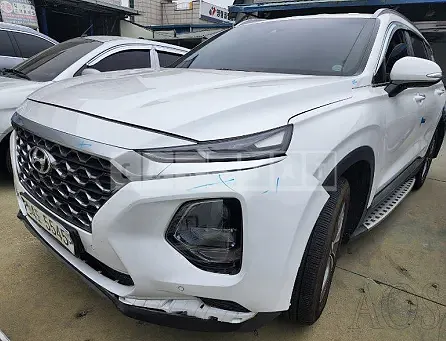 Photo 2 of 17: 2020 Hyundai Santa Fe, VIN KMHS281ABLU223976 — Korean insurance auction
