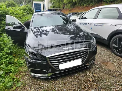 Photo 1 of 19: 2016 Hyundai Genesis G80, VIN KMHGN41EBHU182362 — Korean insurance auction