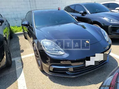 Photo 1 of 17: 2020 Porsche Panamera 4, VIN WP0AA2974LL101395 — Korean insurance auction