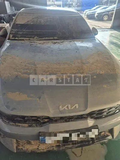 Photo 1 of 10: 2025 Kia K5 LPI 2.0 — Korean insurance auction