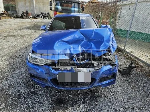 Photo 2 of 27: 2017 BMW 320i M Sports Edition, VIN WBA8A9109HK883905 — Korean insurance auction