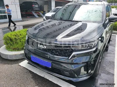 Photo 1 of 19: 2022 Kia Sorento, VIN KNARM81GBNA094029 — Korean insurance auction