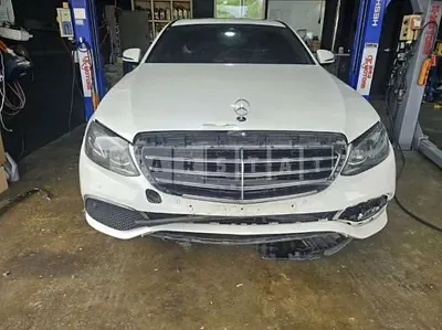 Photo 1 of 15: 2020 Mercedes-Benz E220 d 4Matic, VIN W1KZF0FBDLA824468 — Korean insurance auction