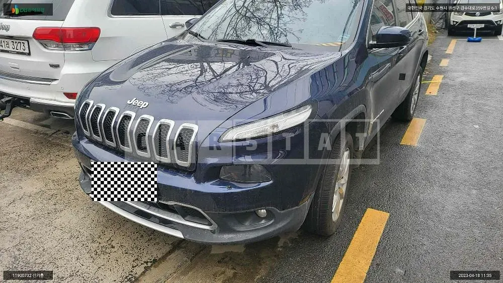 Photo 2 of 12: 2015 Jeep Cherokee, VIN 1C4PJMDY5FW600747 — Korean insurance auction