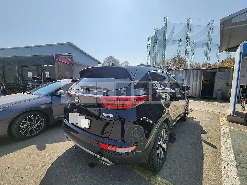 Photo 2 of 9: 2018 Kia Sportage 2.0, VIN KNAPN813BJK468486 — Korean insurance auction