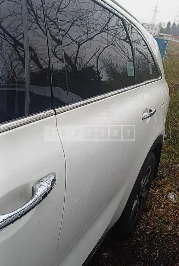 Photo 2 of 26: 2019 Kia Sorento 4WD — Korean insurance auction