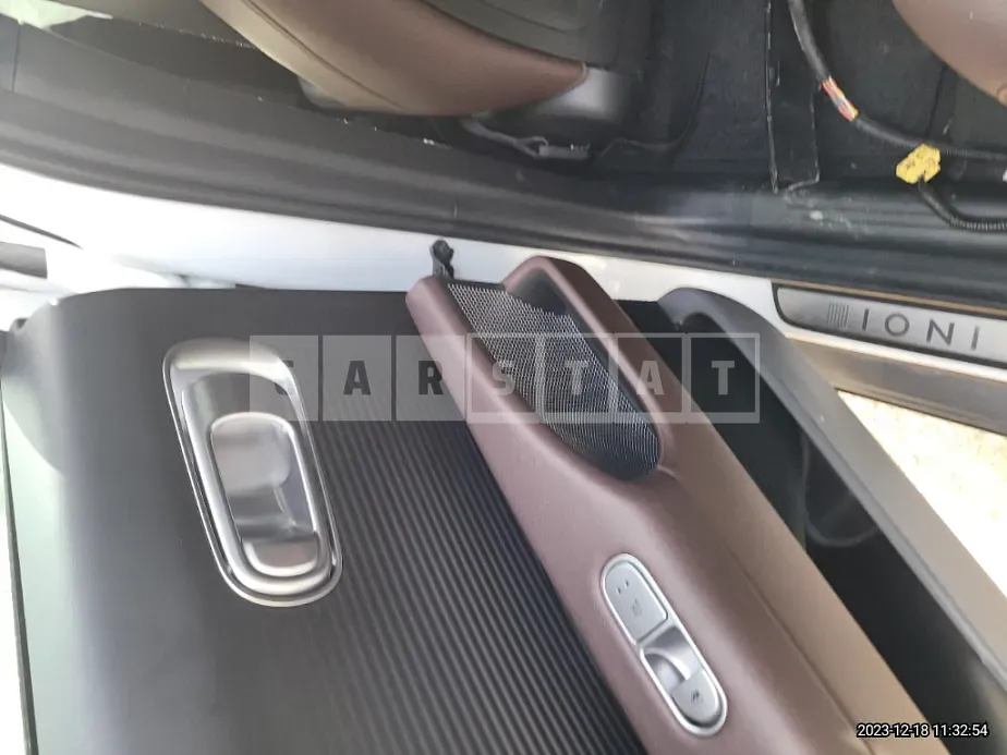 Photo 2 of 57: 2022 Hyundai IONIQ 6 Long Range, VIN KMHM541CPPA004614 — Korean insurance auction
