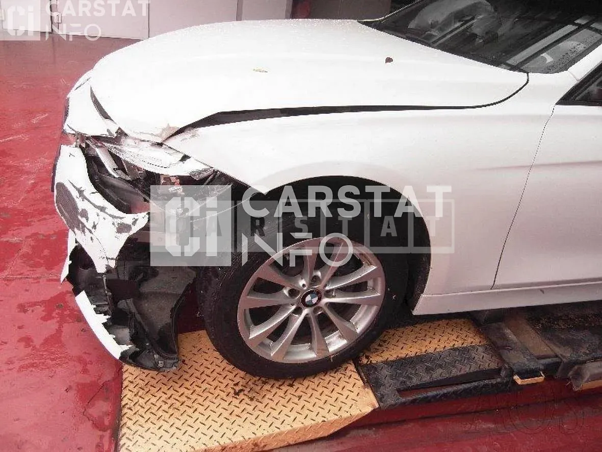 Photo 2 of 34: 2017 BMW 320d — Korean insurance auction