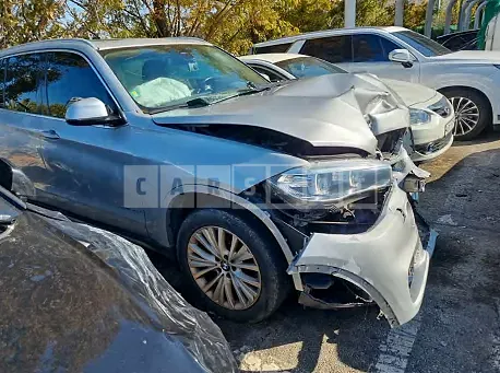 Photo 2 of 5: 2016 BMW X5 xDrive 30d, VIN WBAKS4105G0H73209 — Korean insurance auction