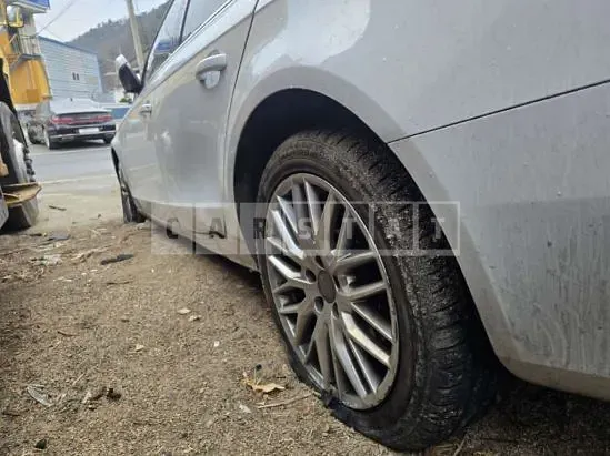 Photo 2 of 30: 2015 Audi A4 35 TDI quattro, VIN WAUZZZ8KXFA079622 — Korean insurance auction