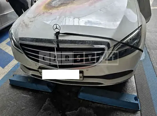 Photo 2 of 4: 2019 Mercedes-Benz C220d 4Matic — Korean insurance auction