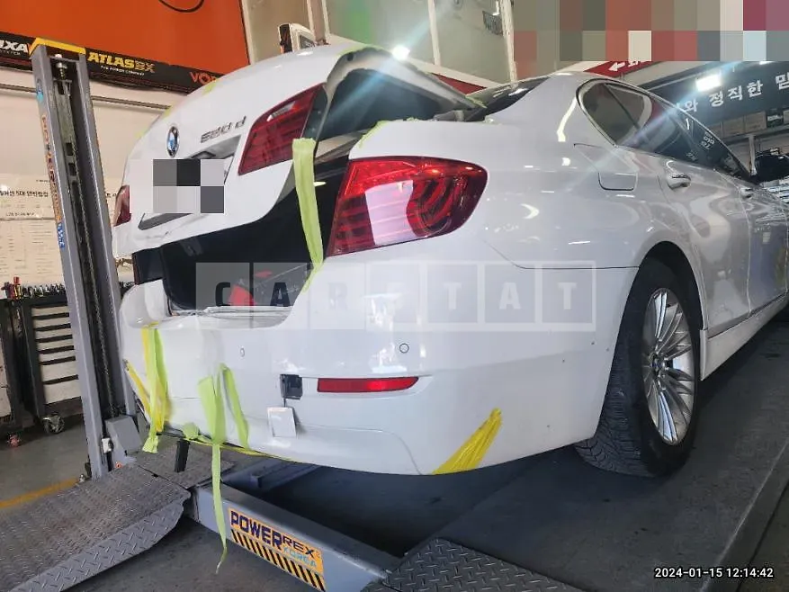Photo 2 of 27: 2015 BMW 520d, VIN WBA5E5103FG062105 — Korean insurance auction