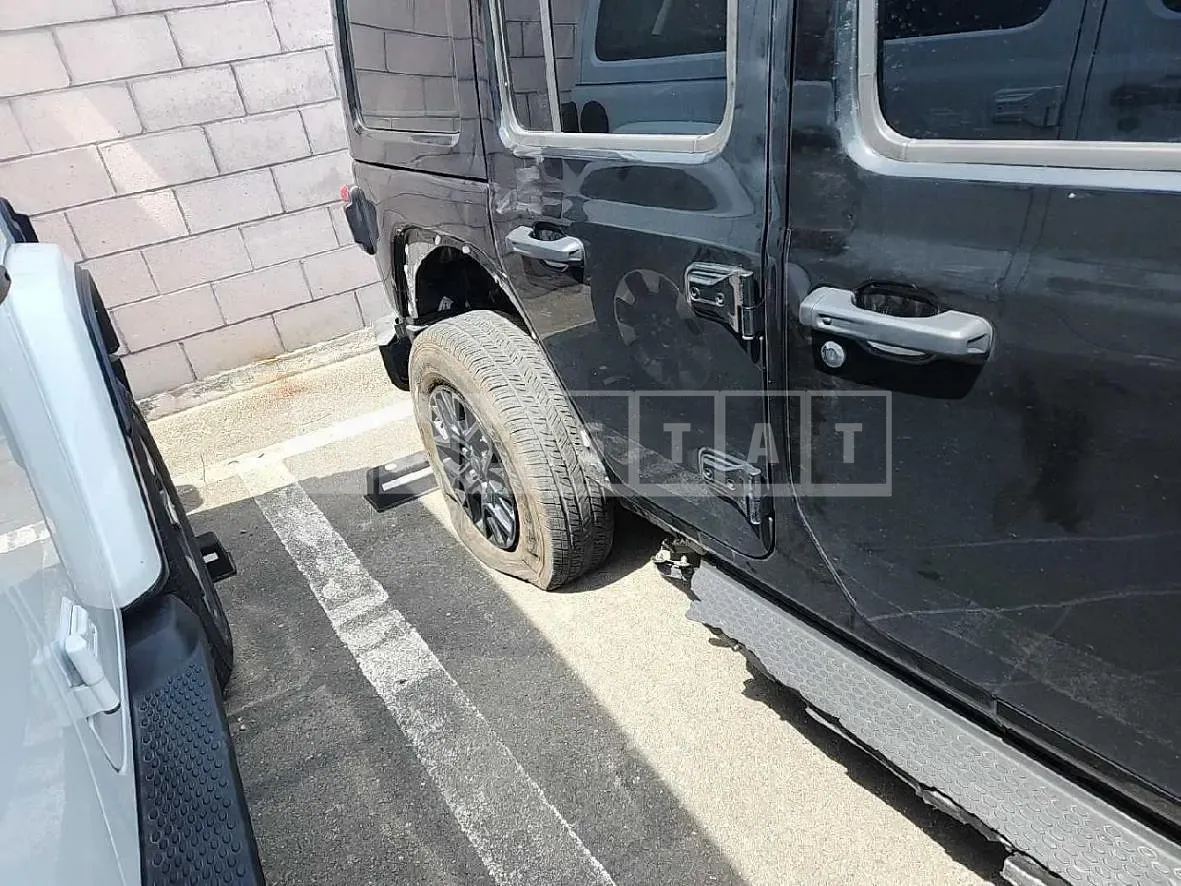 Photo 2 of 18: 2024 Jeep Zip Wrangler Sahara — Korean insurance auction