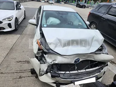 Photo 1 of 13: 2017 Toyota Prius, VIN JTDKBRFU9H3545707 — Korean insurance auction