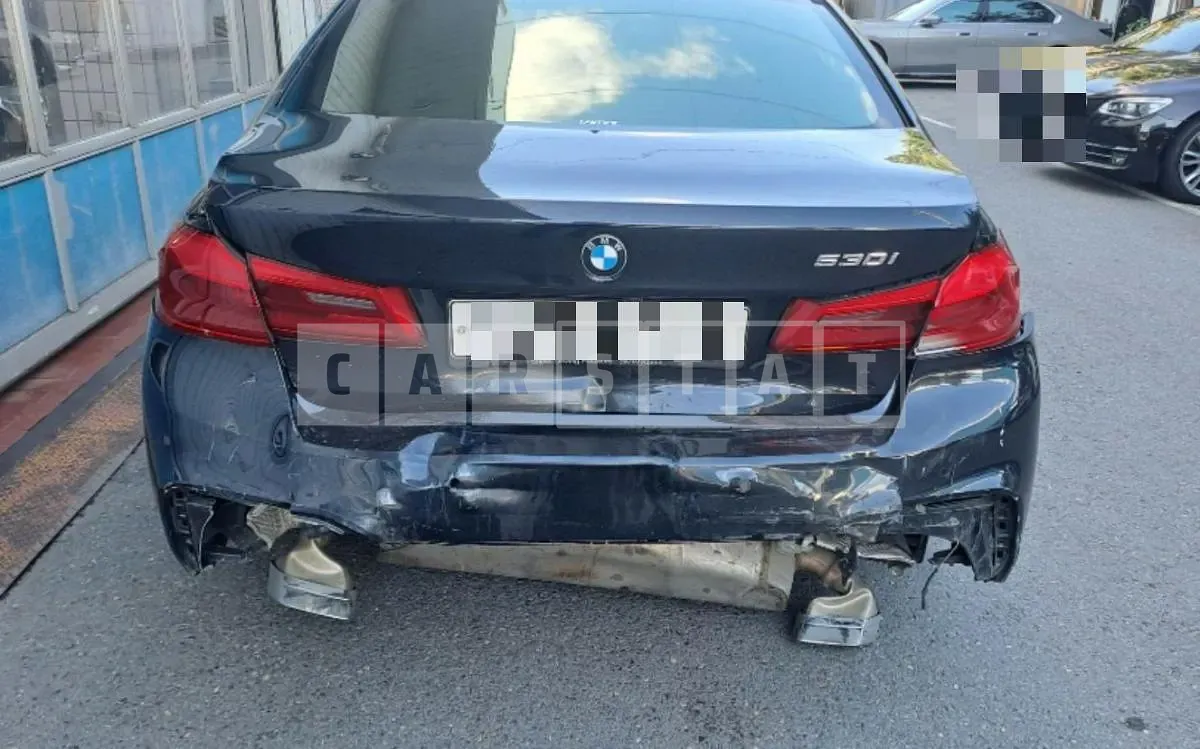 Photo 2 of 26: 2019 BMW 530i M Sport Package Plus, VIN WBAJD3100KWW23656 — Korean insurance auction