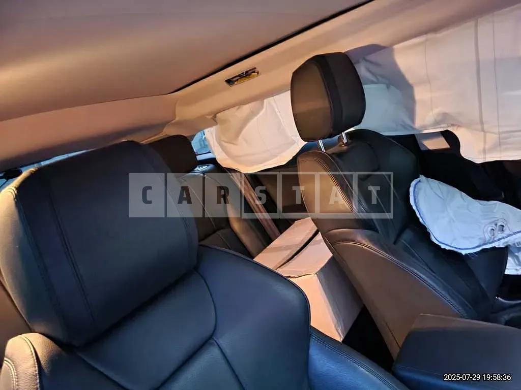 Photo 2 of 15: 2016 Land Rover Range Rover Evoque 2.0d — Korean insurance auction
