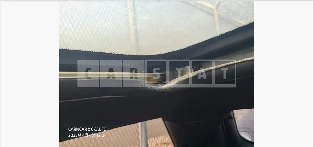 Photo 2 of 31: 2022 MINI Mini-John Cooper Works — Korean insurance auction