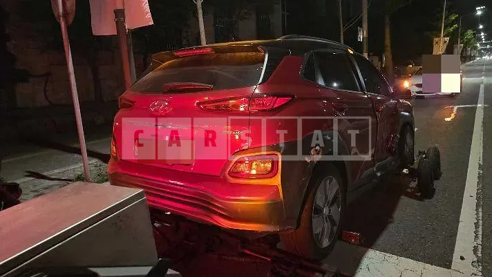 Photo 2 of 17: 2019 Hyundai Kona Electric Car — Korean insurance auction
