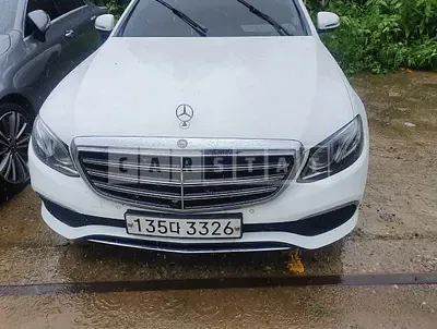 Photo 1 of 14: 2016 Mercedes-Benz E300, VIN WDDZF4JB2HA064050 — Korean insurance auction