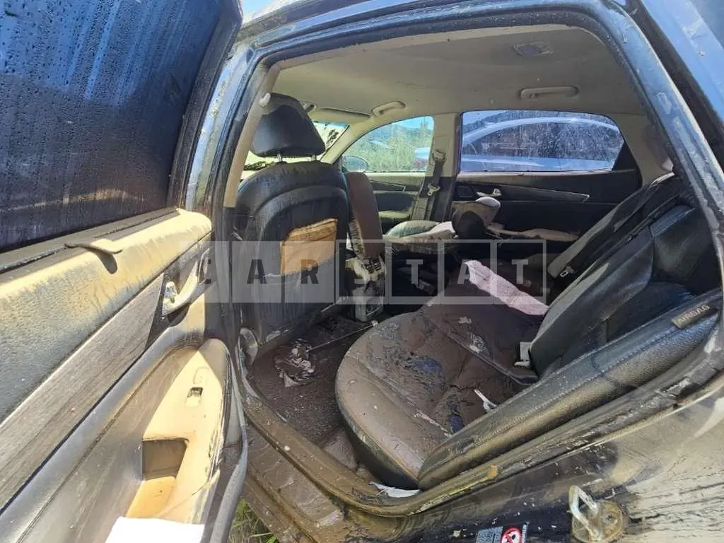 Photo 2 of 12: 2020 Kia K7 — Korean insurance auction