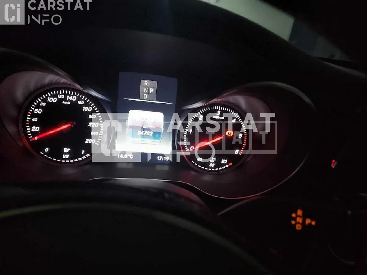 Photo 2 of 15: 2018 Mercedes-Benz C220 d — Korean insurance auction