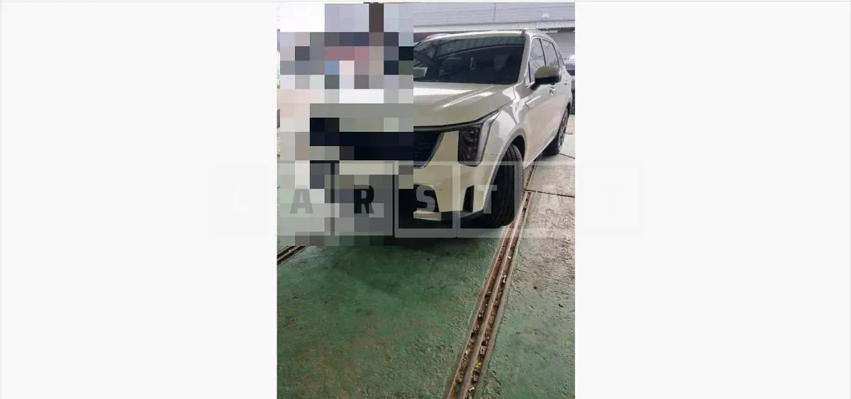 Photo 2 of 3: 2025 Kia (parts) Sorento Hybrid L Headlamp — Korean insurance auction