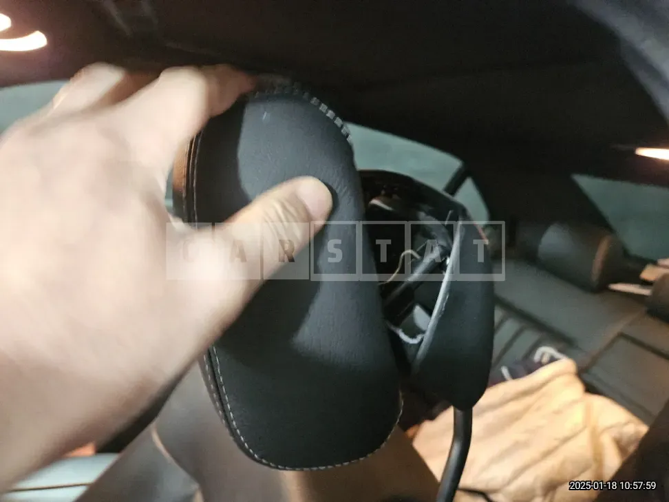 Photo 2 of 2: 2015 Mercedes-Benz E220 BlueTec — Korean insurance auction