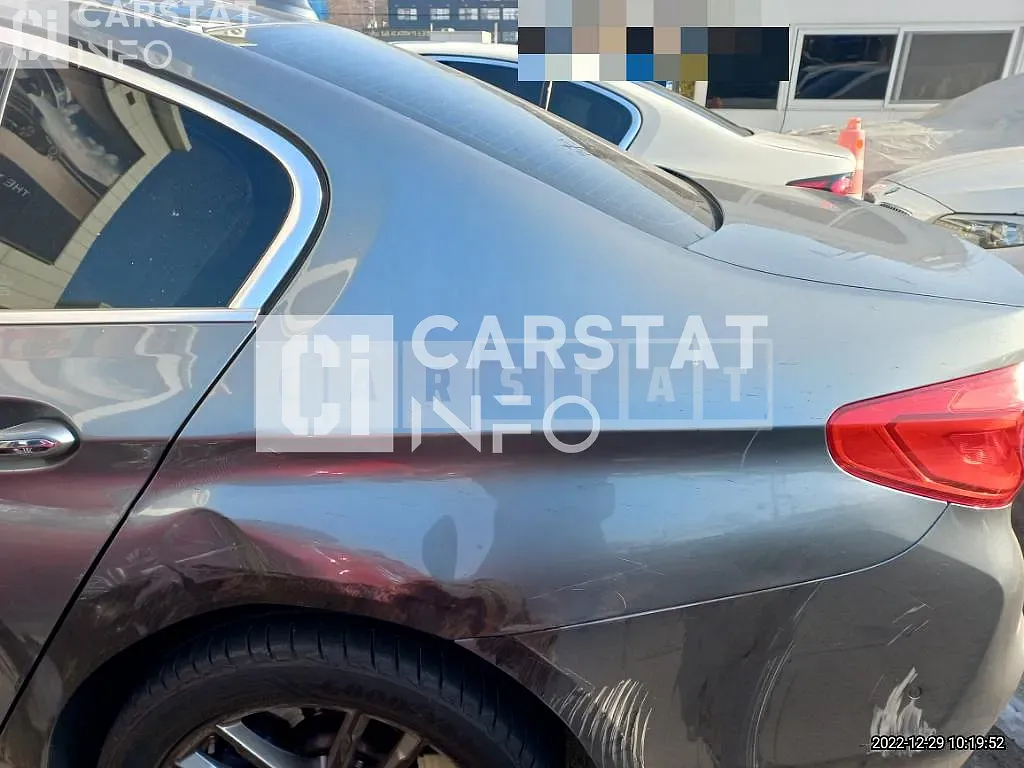 Photo 2 of 30: 2018 BMW 530i — Korean insurance auction