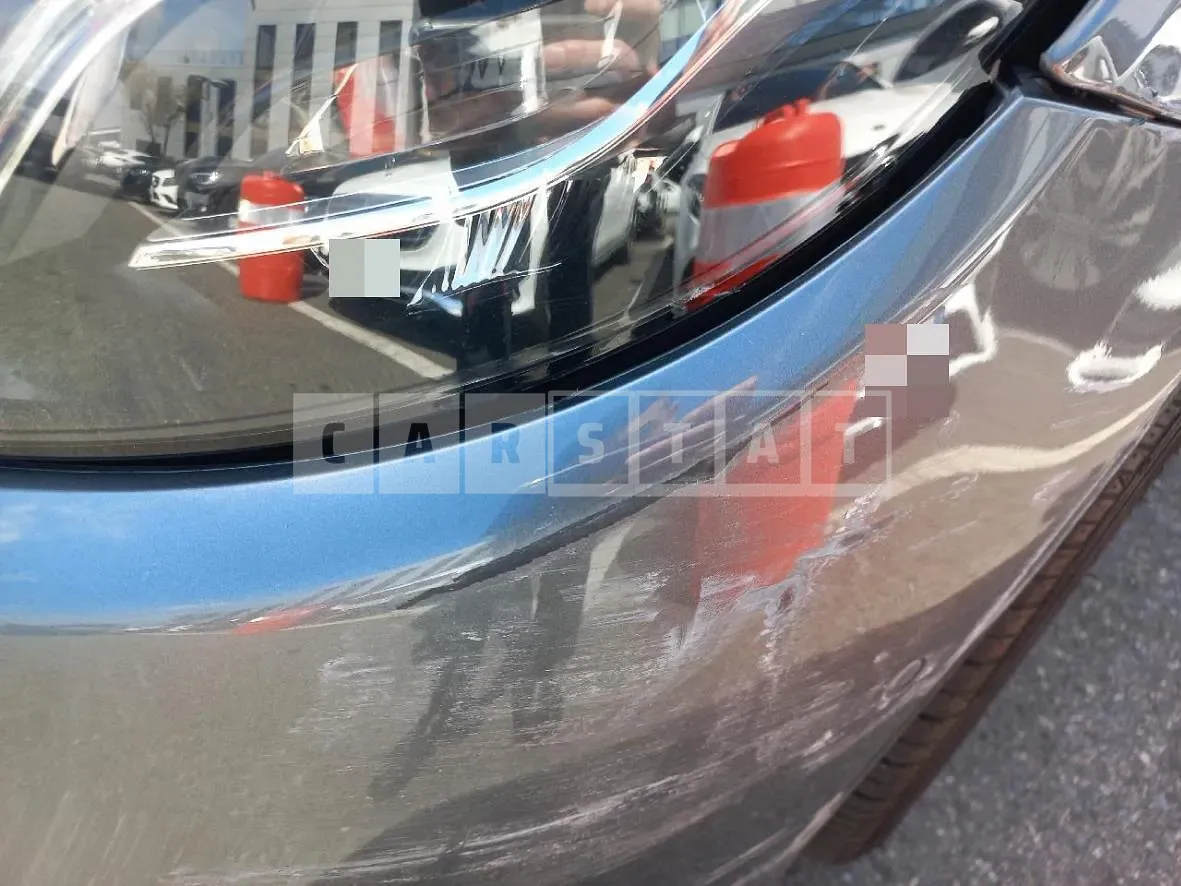 Photo 2 of 9: 2018 Mercedes-Benz (parts) E300 Headlamp — Korean insurance auction