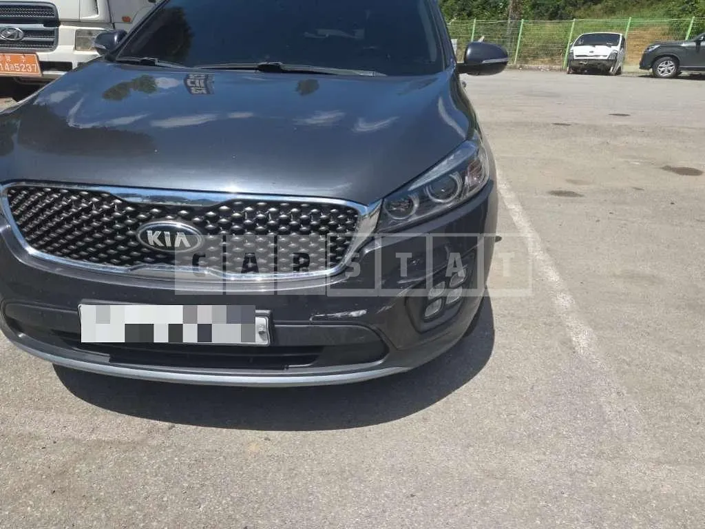Photo 2 of 31: 2016 Kia Sorento 2.0 — Korean insurance auction
