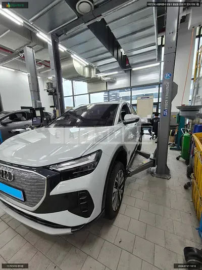 2025 Audi Q4 45 e-tron
