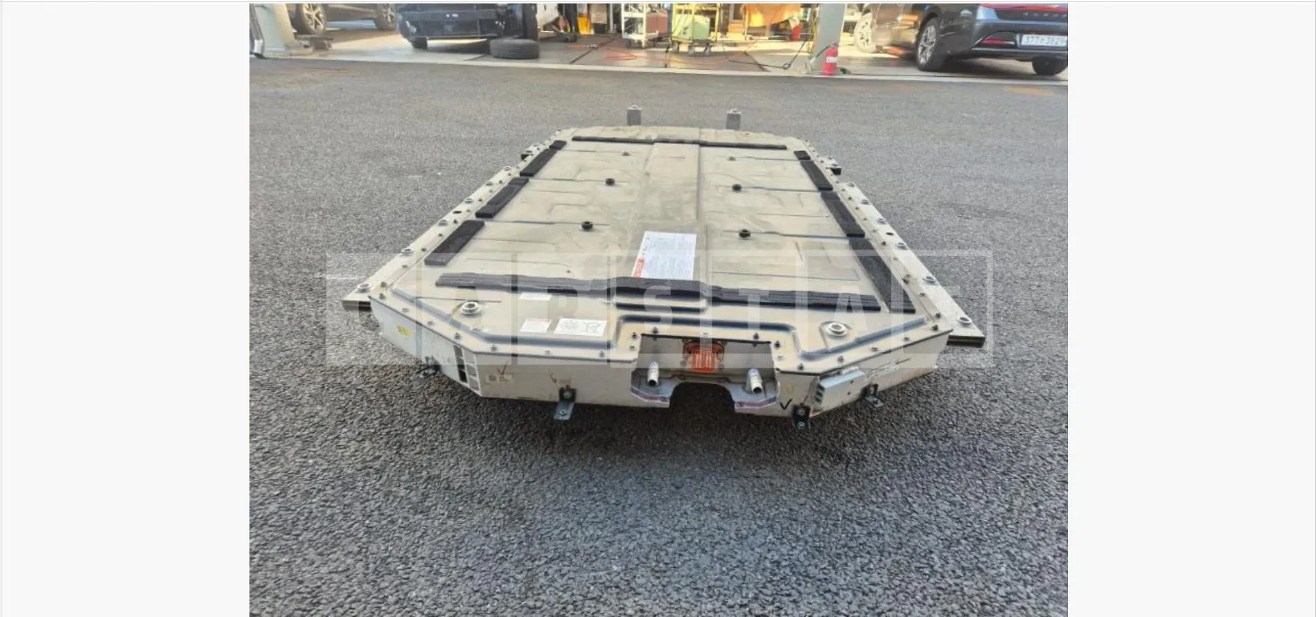 Photo 2 of 2: 2022 Genesis (parts) GV60 High Voltage Battery — Korean insurance auction