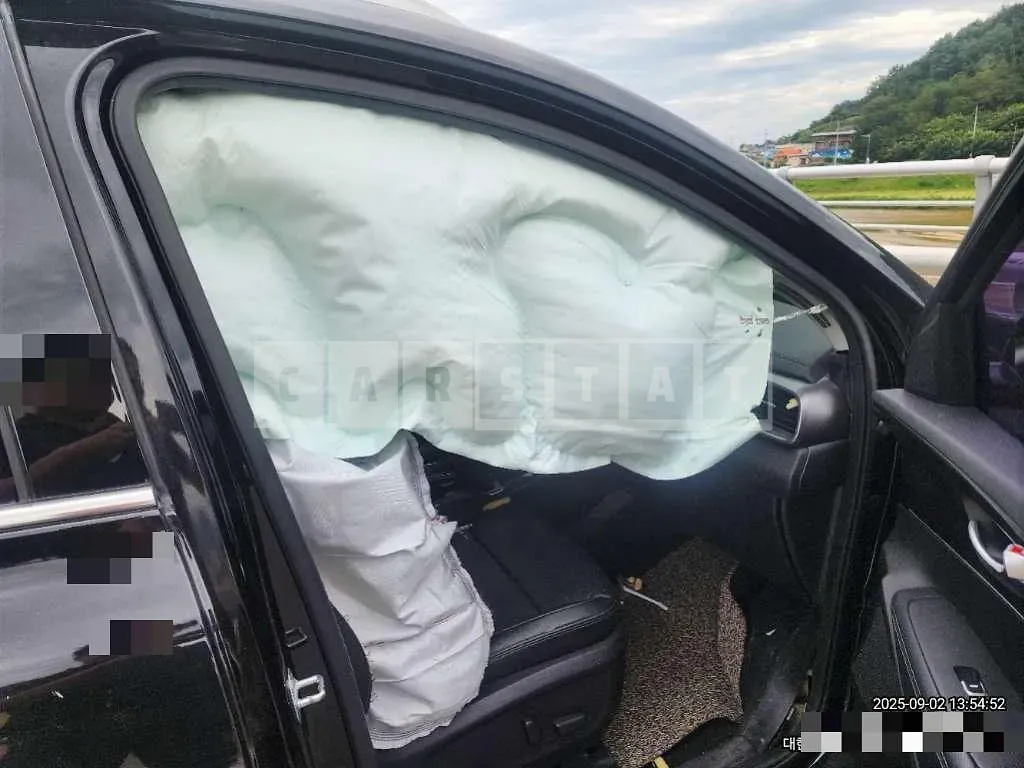 Photo 2 of 5: 2015 Kia Sorento — Korean insurance auction