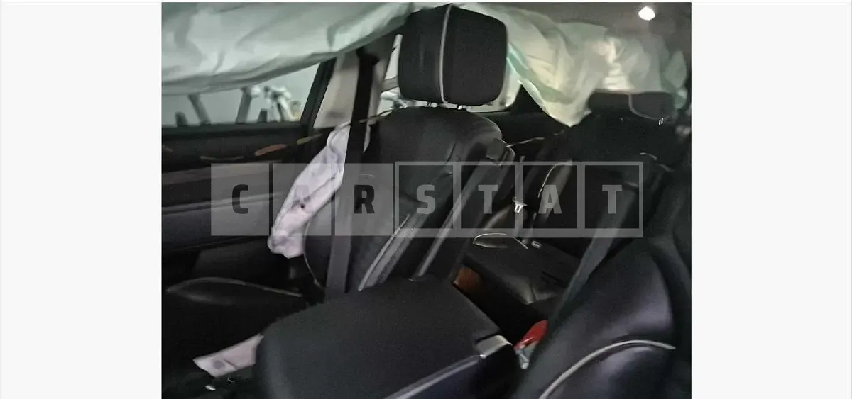 Photo 2 of 31: 2019 Land Rover Discovery TD6 — Korean insurance auction