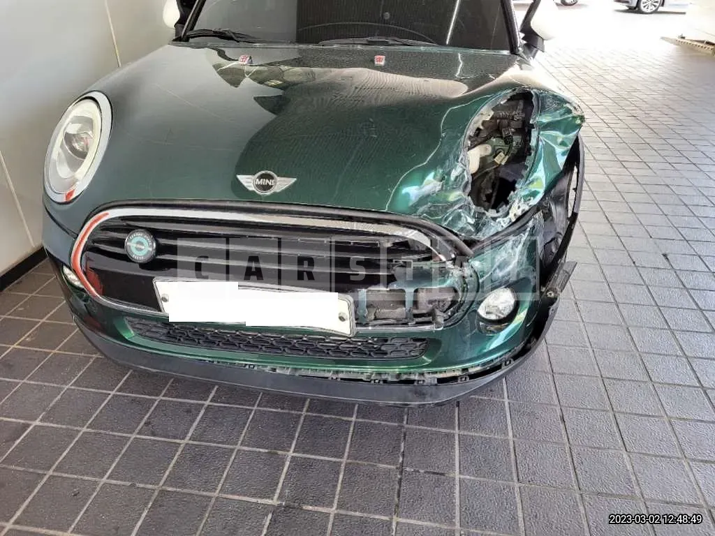 Photo 2 of 19: 2017 MINI Cooper D Five-Door, VIN WMWXT3106H2G00740 — Korean insurance auction