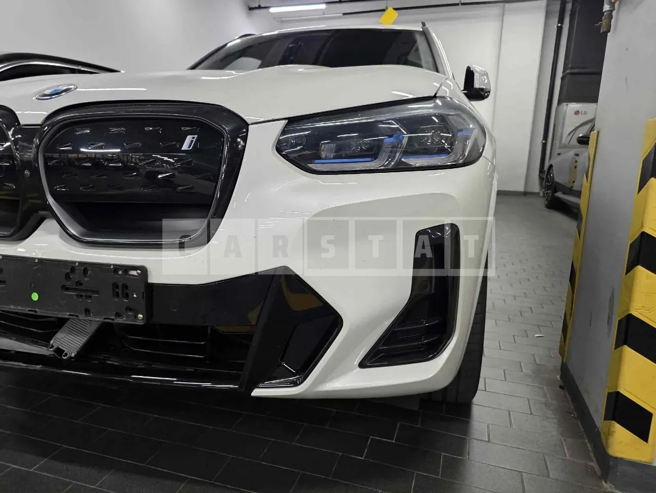 Photo 2 of 48: 2024 BMW iX3 MSport, VIN WBY41DU06RSF16091 — Korean insurance auction