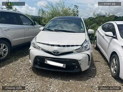 2017 TOYOTA TOYOTA PRIUS V